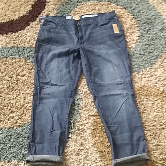 Dkny Denim - DKNY lightweight denim boyfriend jean